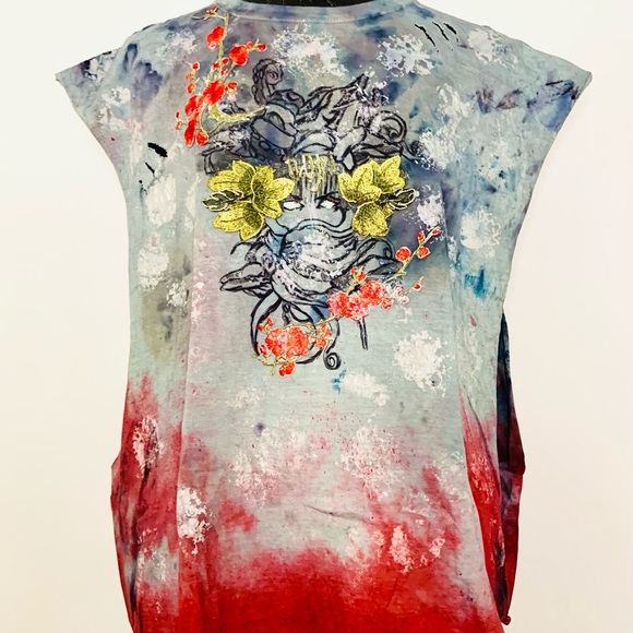 Back scratched out - Picture 2 of 2